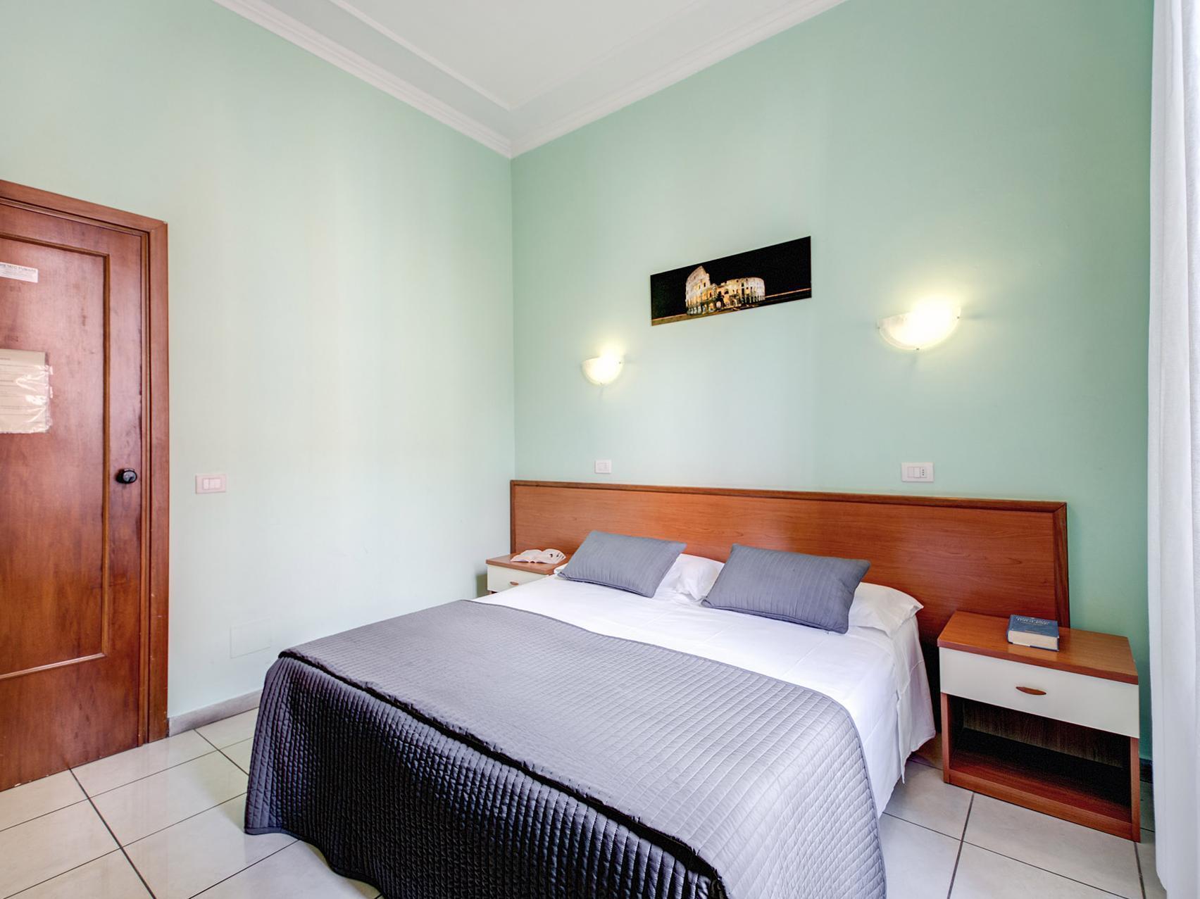 Alius Hotel 2*