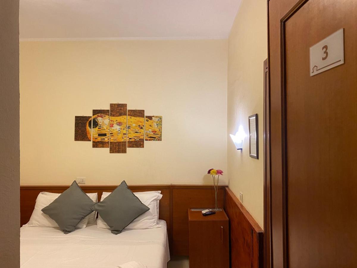 Alius Hotel